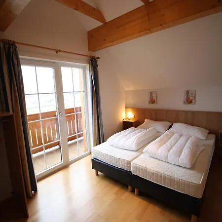 St Margarethen Near Lift, Cleaning Included Apartment *
